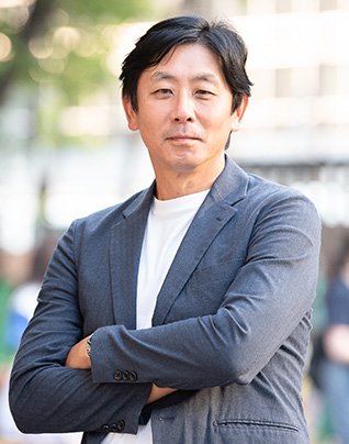 写真：代表取締役 辻村 裕⼀